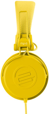 Media 8